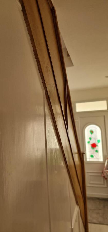 Shm Stays Leicester. Newly Renovated!! 15 Min Drive From City Centre, University. 9 Min Drive To Leicester City Stadium, 5 Min Drive To M1 & M69. 2 Min Walk To Bus Stop. Bagian luar foto