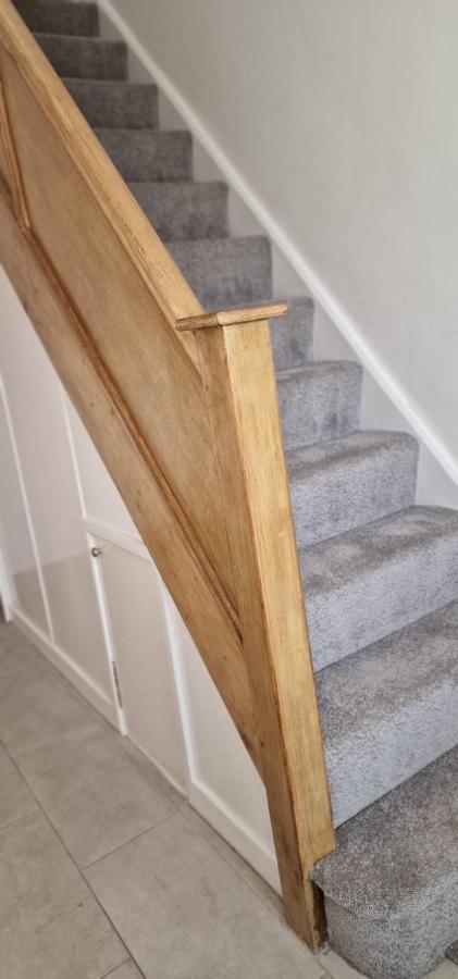 Shm Stays Leicester. Newly Renovated!! 15 Min Drive From City Centre, University. 9 Min Drive To Leicester City Stadium, 5 Min Drive To M1 & M69. 2 Min Walk To Bus Stop. Bagian luar foto