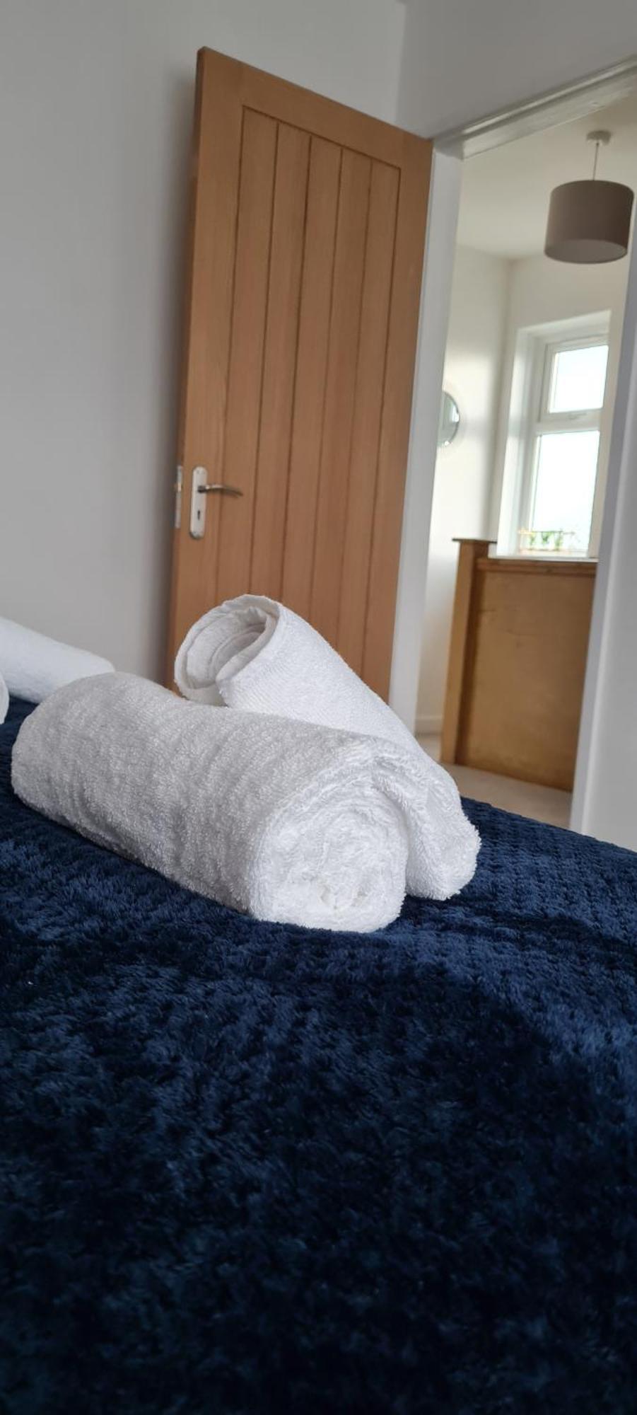 Shm Stays Leicester. Newly Renovated!! 15 Min Drive From City Centre, University. 9 Min Drive To Leicester City Stadium, 5 Min Drive To M1 & M69. 2 Min Walk To Bus Stop. Bagian luar foto