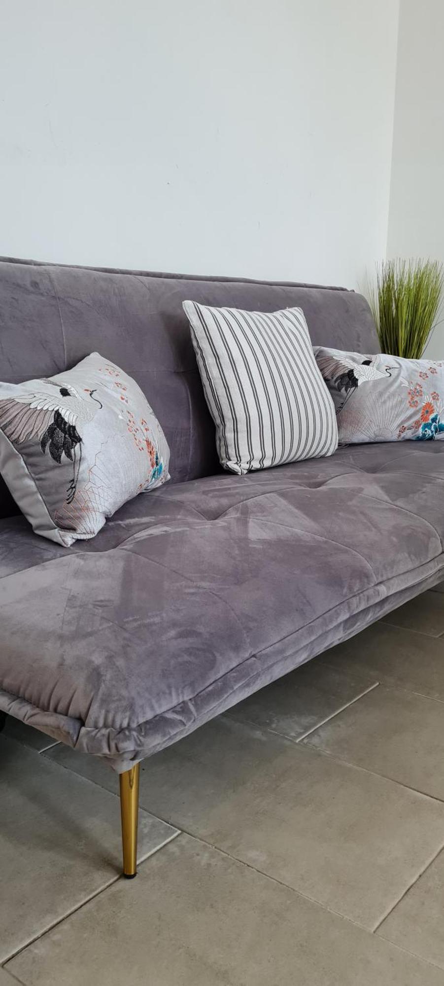 Shm Stays Leicester. Newly Renovated!! 15 Min Drive From City Centre, University. 9 Min Drive To Leicester City Stadium, 5 Min Drive To M1 & M69. 2 Min Walk To Bus Stop. Bagian luar foto